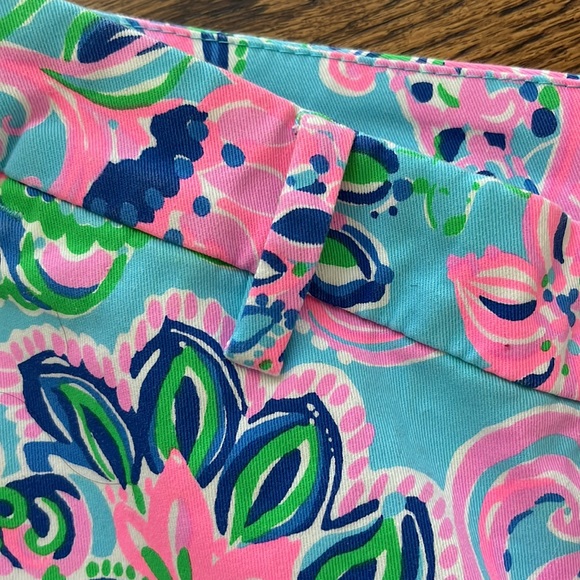 Lilly Pulitzer Callaghan stretch short in "Jungle Sunrise" - size 4 - NWT - Picture 5 of 9